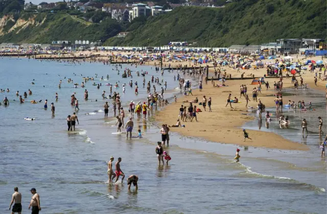 bournemouth-weather-363.webp