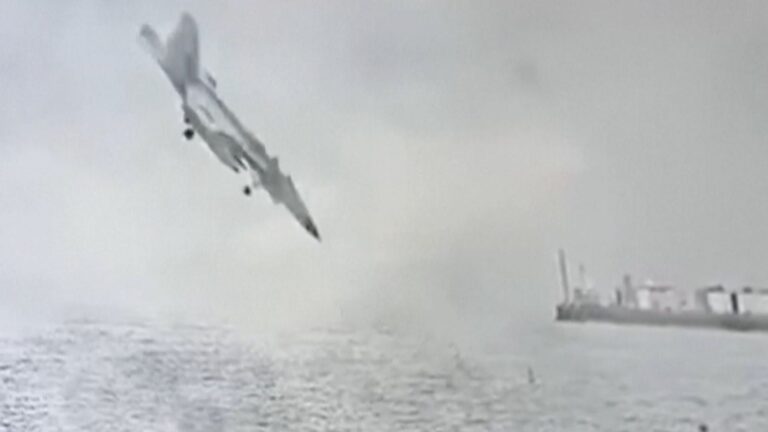 fighter-jet-crashes-1.jpeg