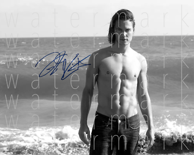 taylor-kitsch-333.png