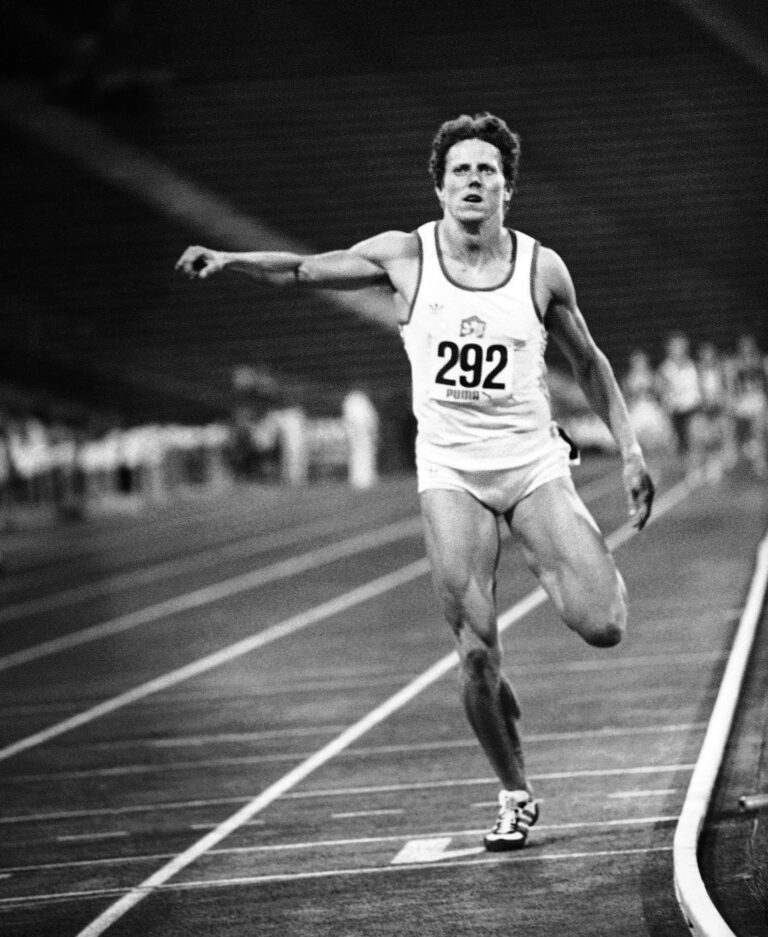 800m-world-record-128.jpeg