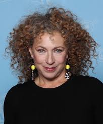 alex-kingston-8.jpeg
