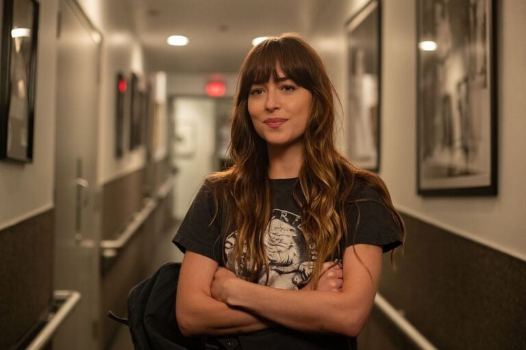 dakota-johnson-192.jpeg