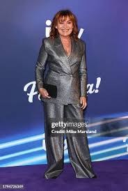 lorraine-kelly-271.jpeg