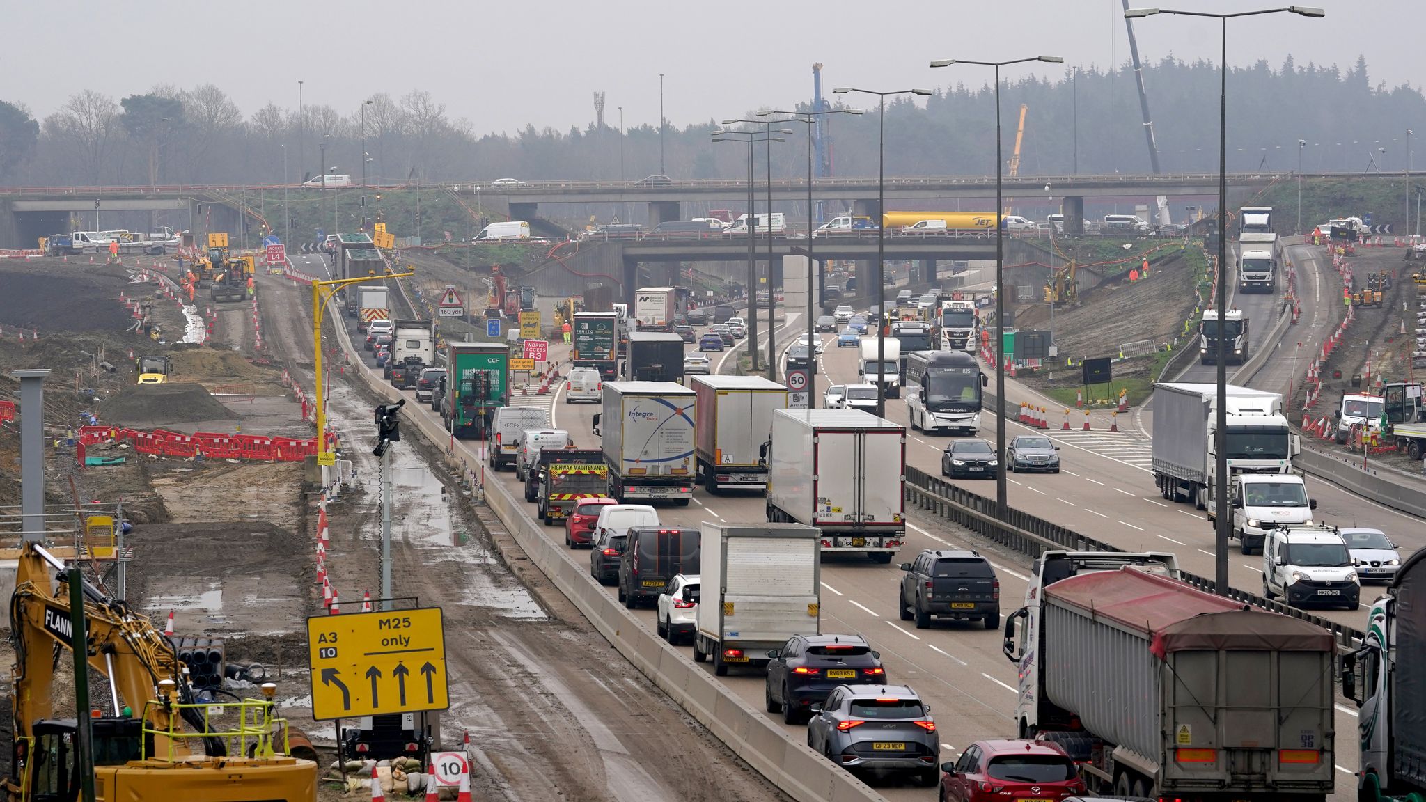 m25-traffic-160.jpeg