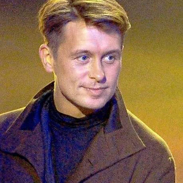 mark-owen-41.jpeg