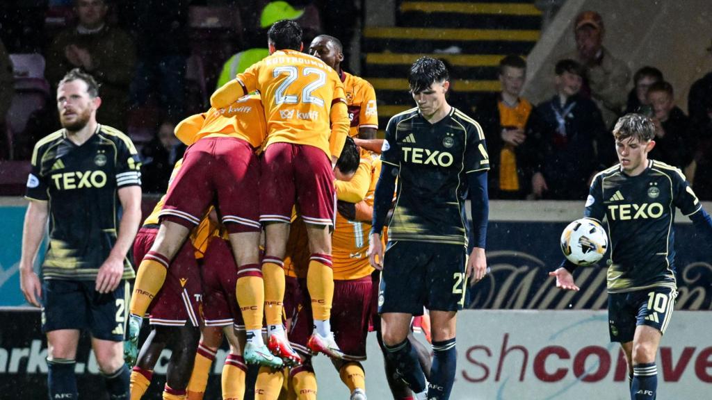 motherwell-vs-aberdeen-60.jpeg