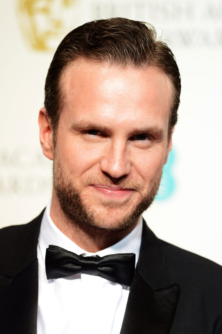 rafe-spall-71.jpeg
