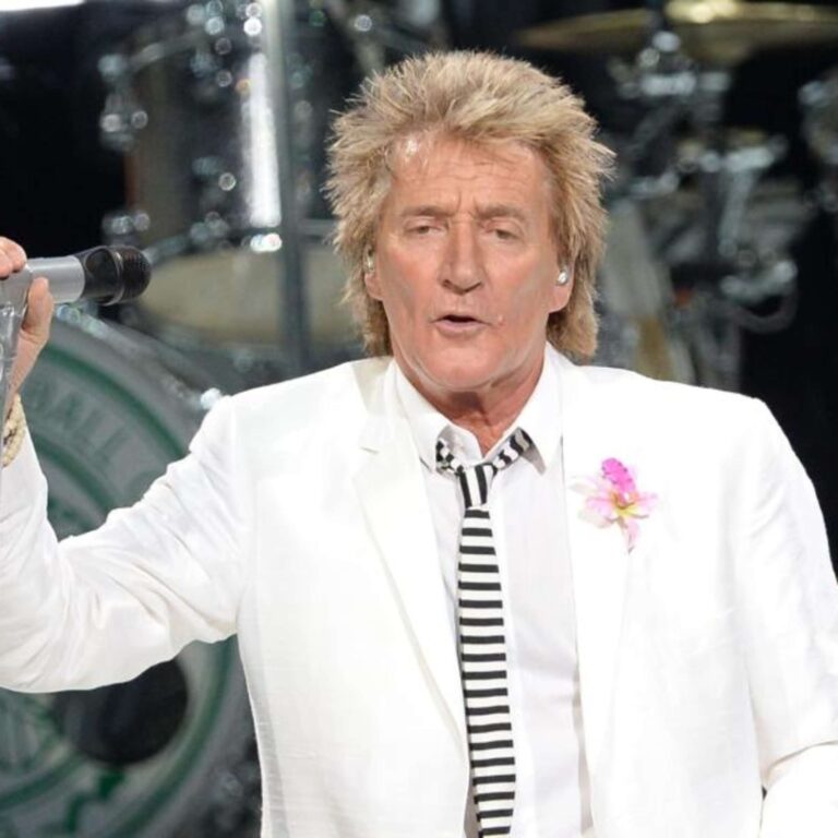 rod-stewart-312.jpeg