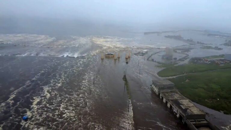 russia-earthquakes-tsunami-163.jpeg
