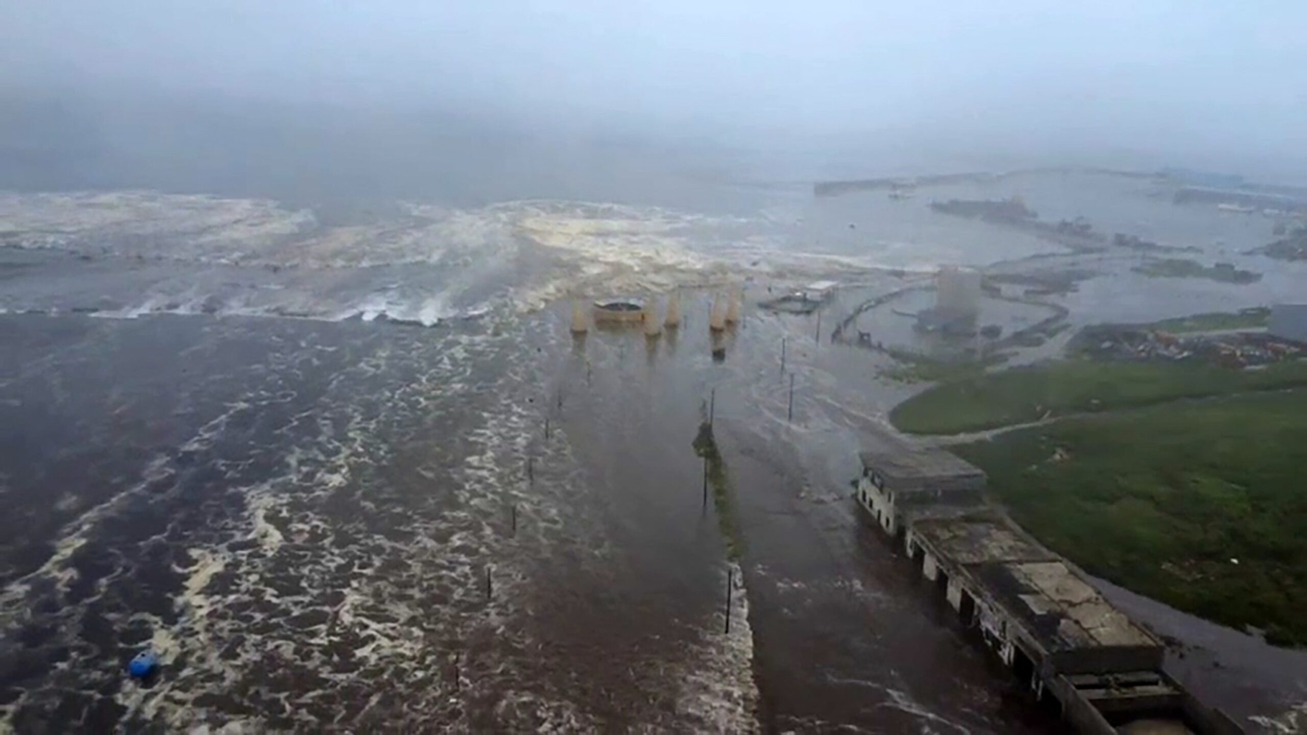 russia-earthquakes-tsunami-163.jpeg