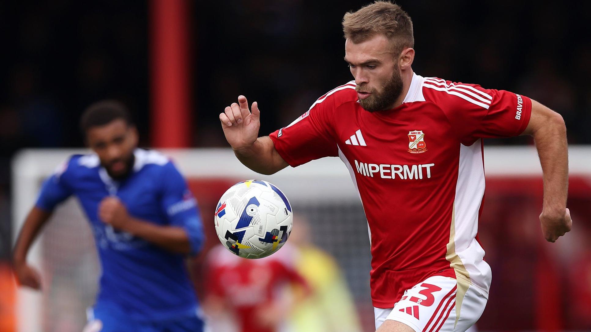 swindon-town-vs-bromley-172.jpeg