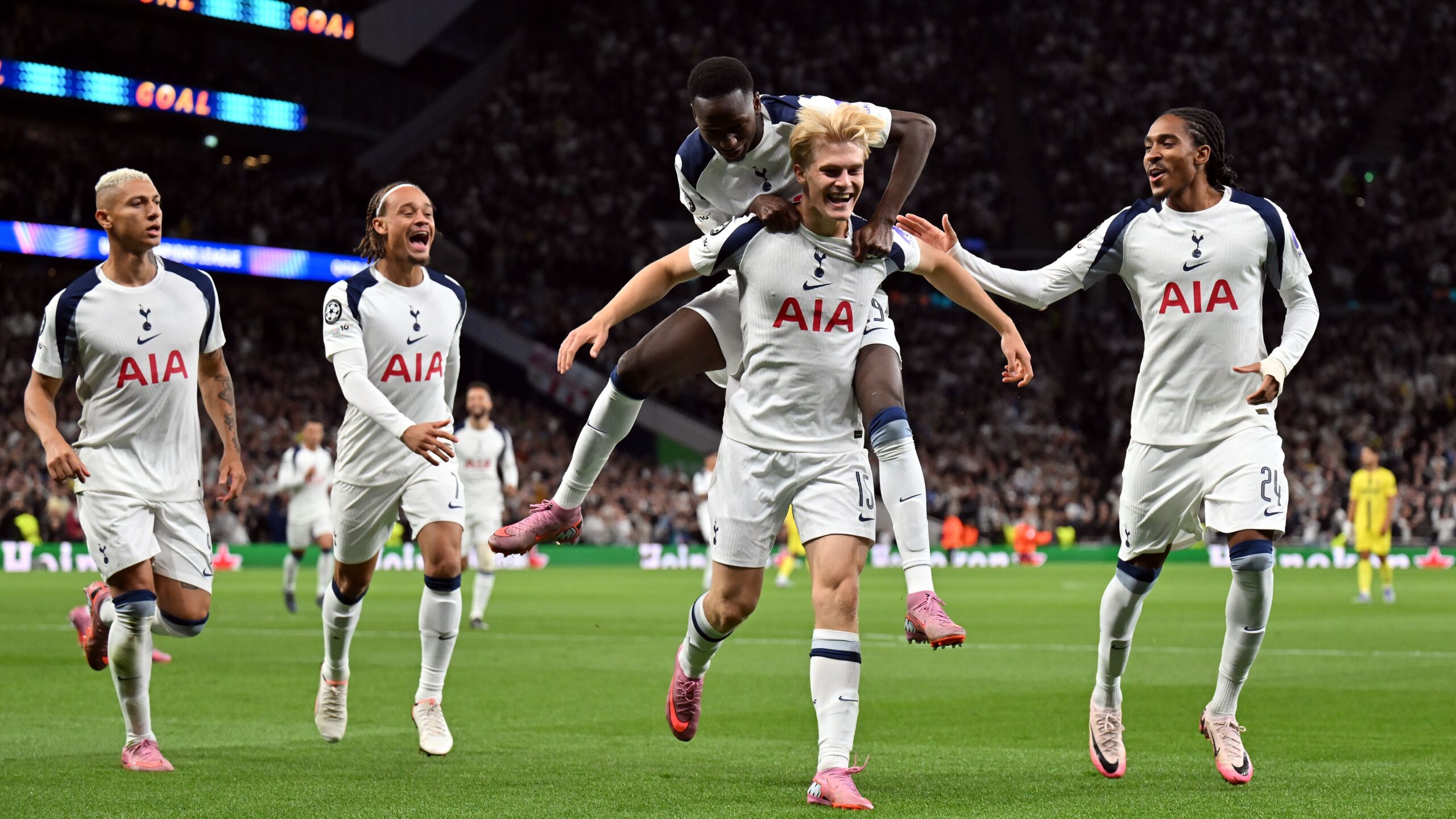 tottenham-vs-villarreal-2.jpeg