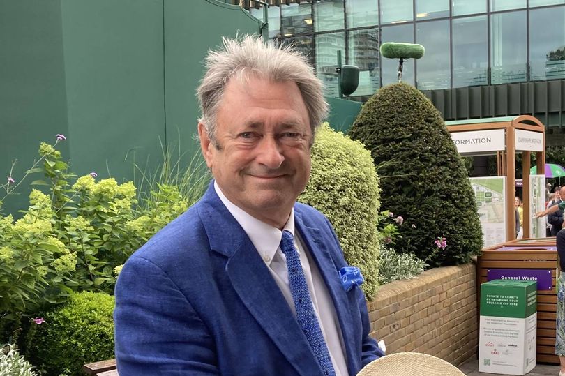 alan-titchmarsh-155.jpeg