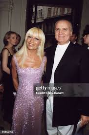 donatella-versace-180.jpeg