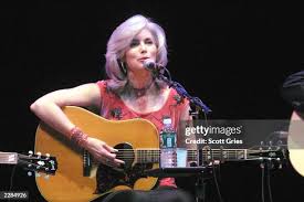 emmylou-harris-230.jpeg