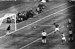 geoff-hurst-198.jpeg