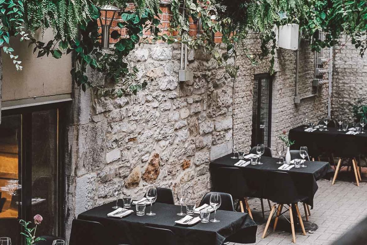 italian-restaurant-212.jpeg