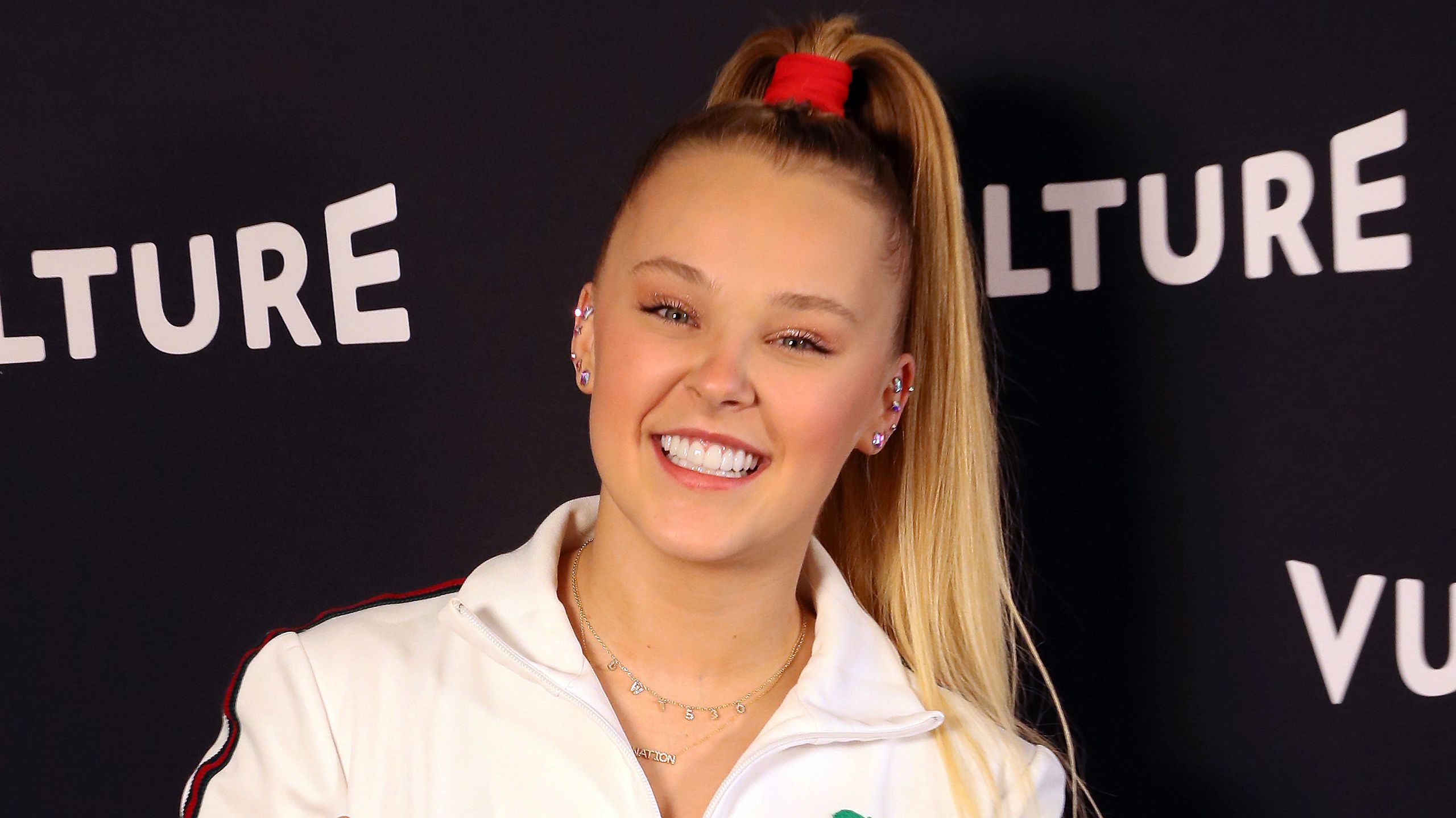 jojo-siwa-203.jpeg