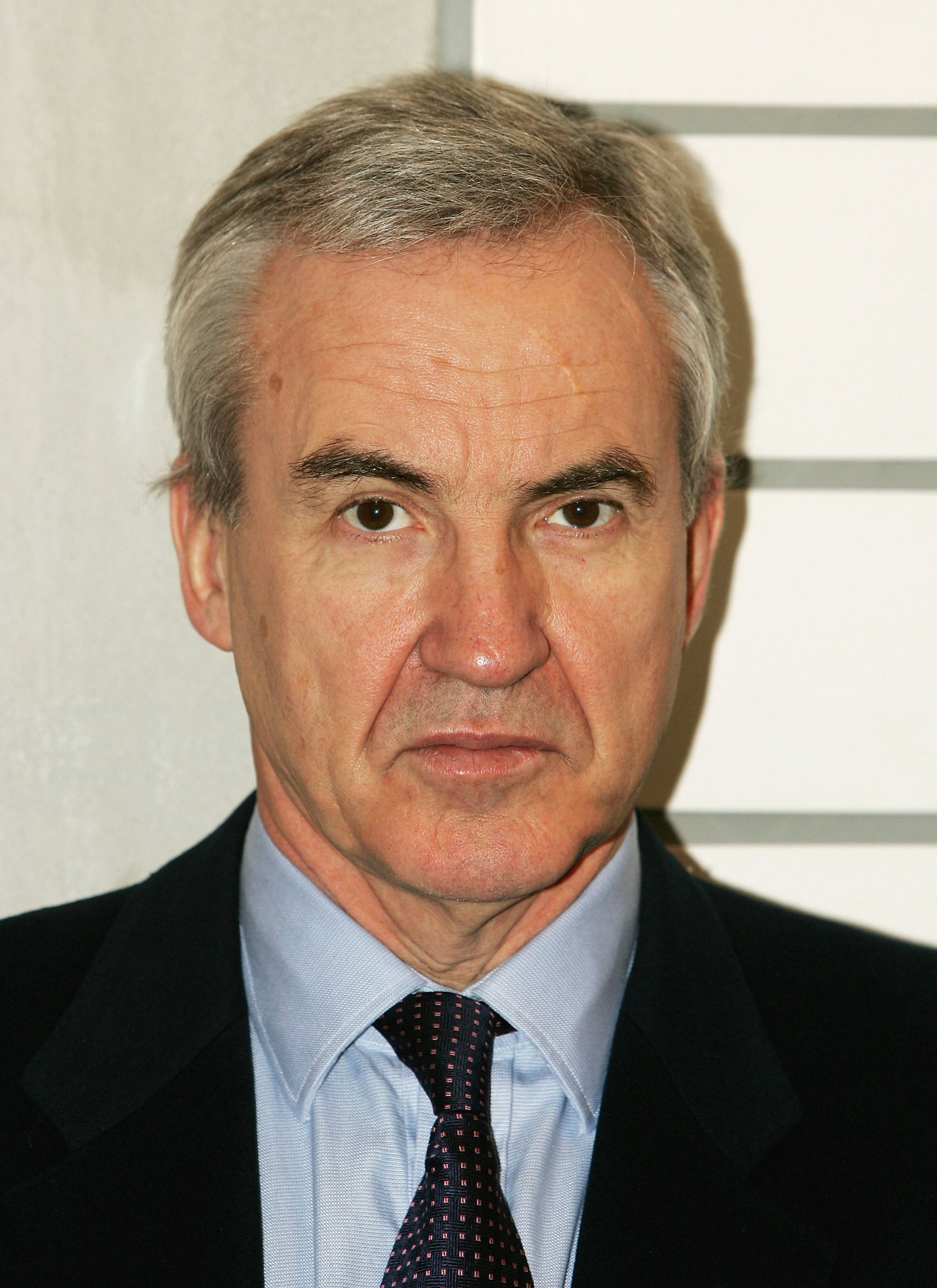 larry-lamb-141.jpeg