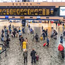 london-euston-evacuated-14.jpeg