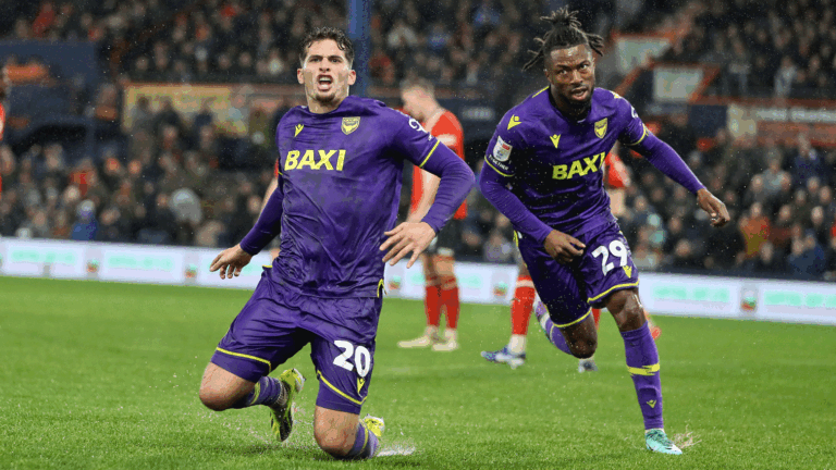 luton-town-2.gif