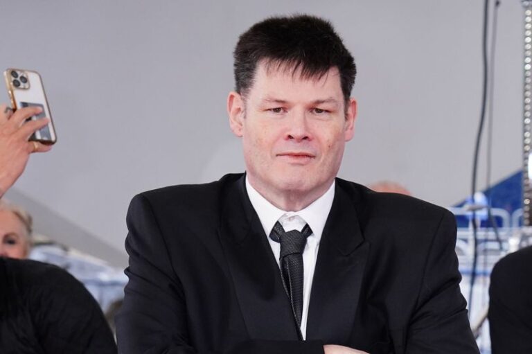 mark-labbett-275.jpeg