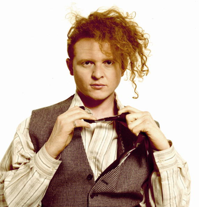 mick-hucknall-261.png