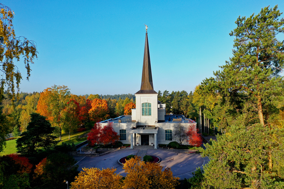 mormon-church-139.jpeg