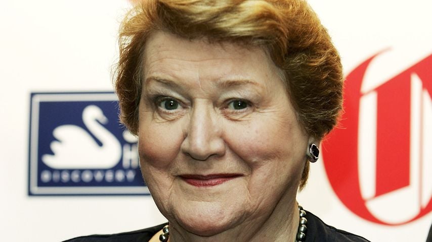 patricia-routledge-0.jpeg