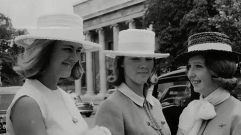 queen-camilla-63.webp