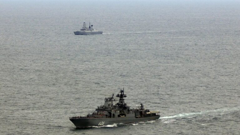 royal-navy-intercepts-russian-warship-5.jpeg