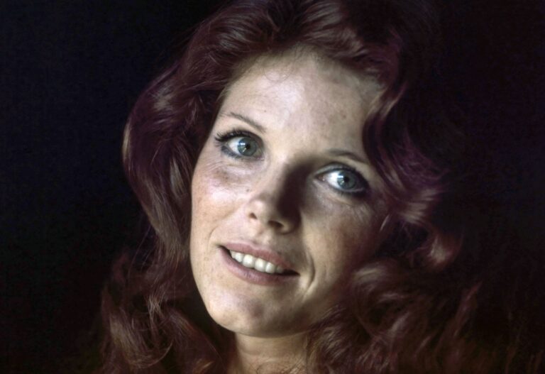 samantha-eggar-42.jpeg