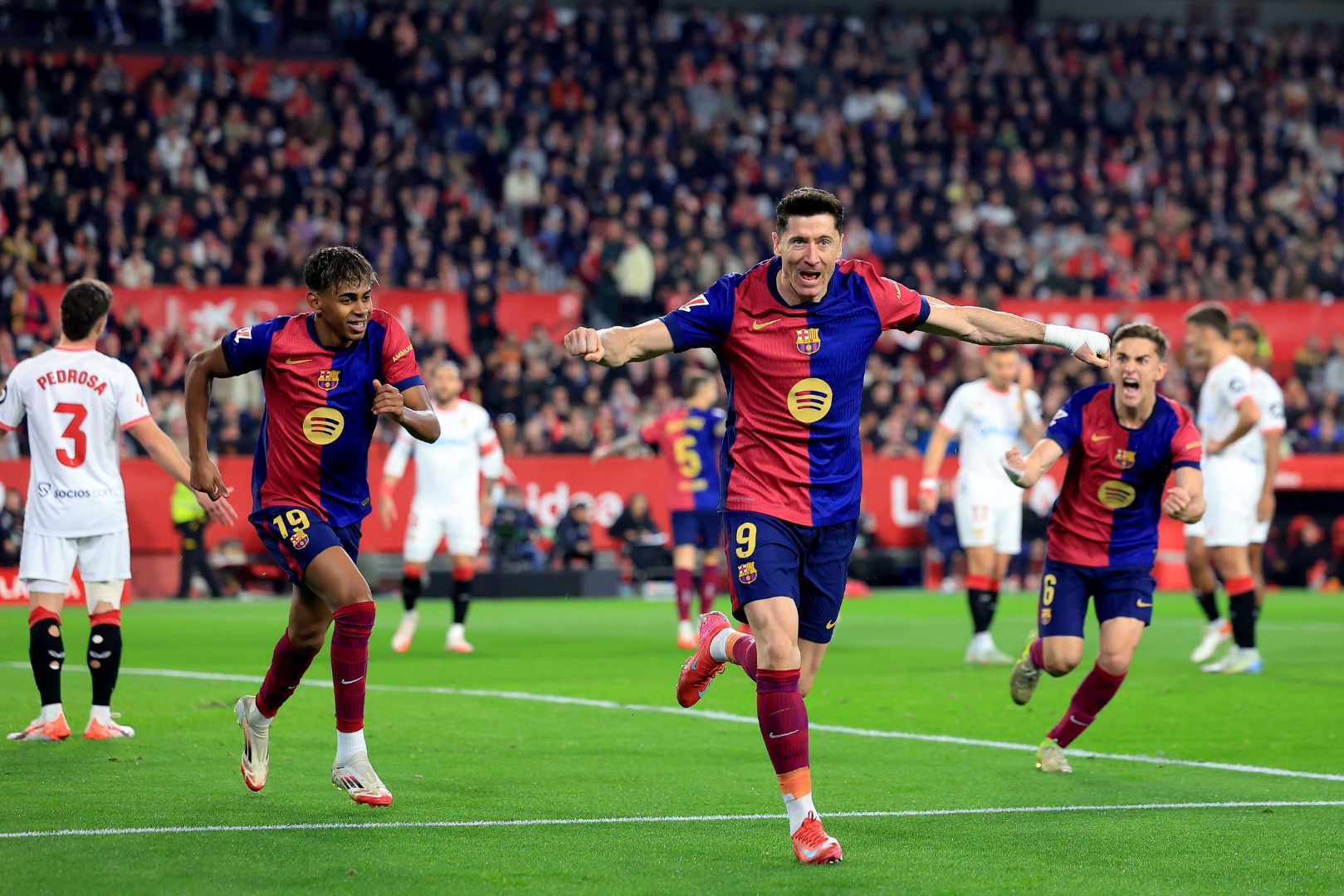 sevilla-vs-barcelona-9.jpeg