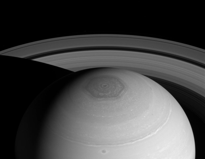 solar-system-strange-object-7.jpeg