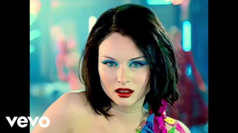 sophie-ellis-bextor-90.jpeg