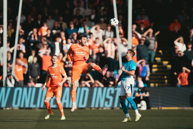 stockport-vs-blackpool-15.jpeg