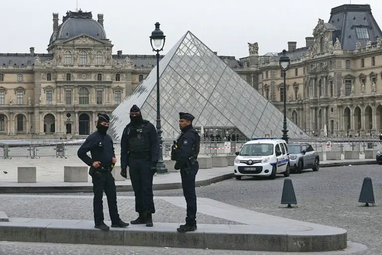 the-louvre-museum-robbery-1.webp