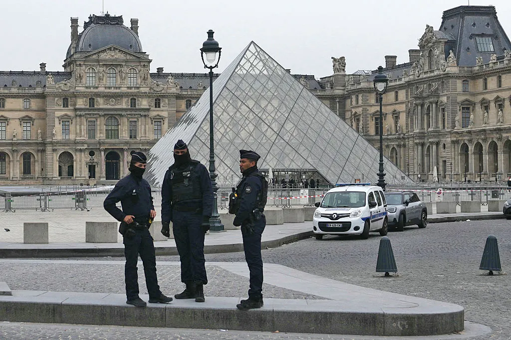 the-louvre-museum-robbery-1.webp