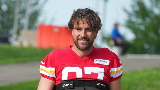 travis-kelce-net-worth-253.jpeg