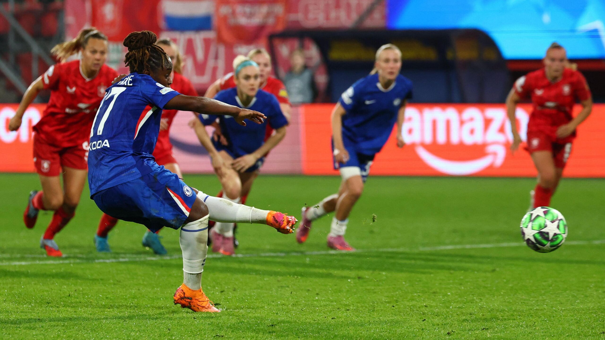 twente-vs-chelsea-63.jpeg