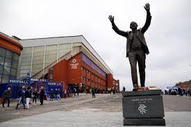walter-smith-statue-83.jpeg