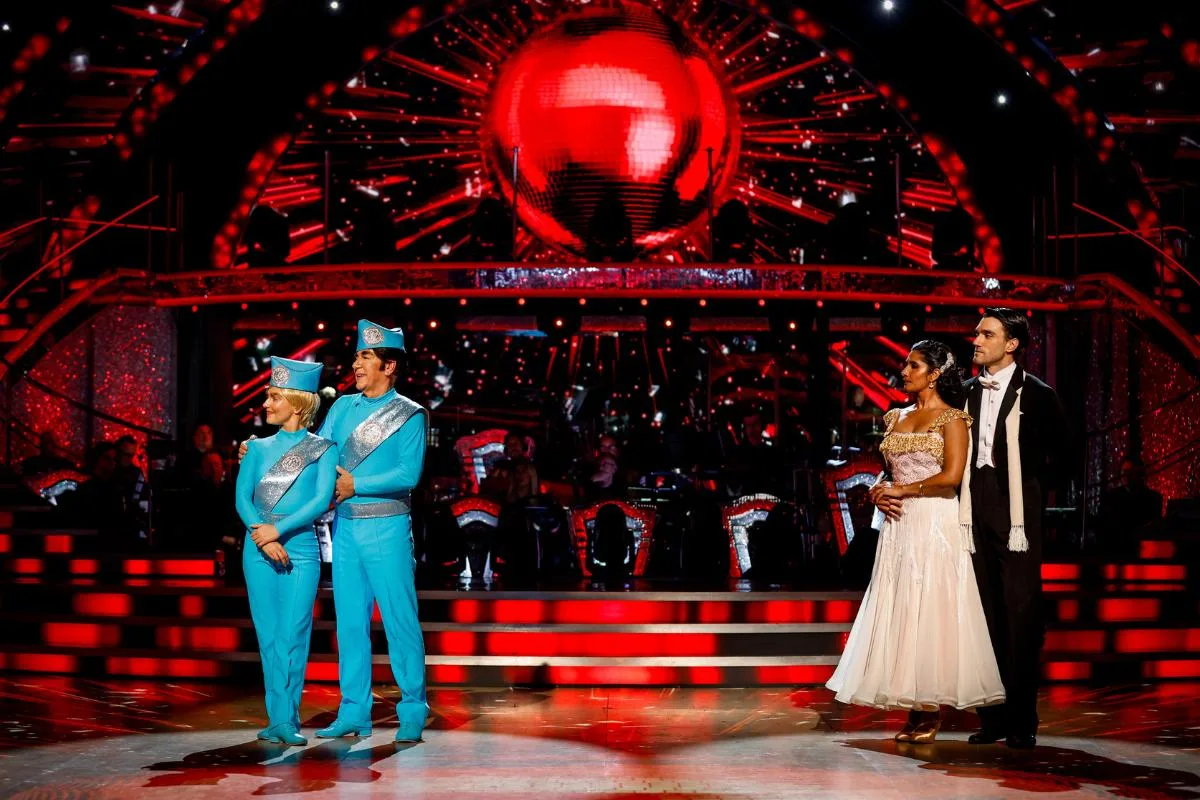 who-left-strictly-tonight-83.webp