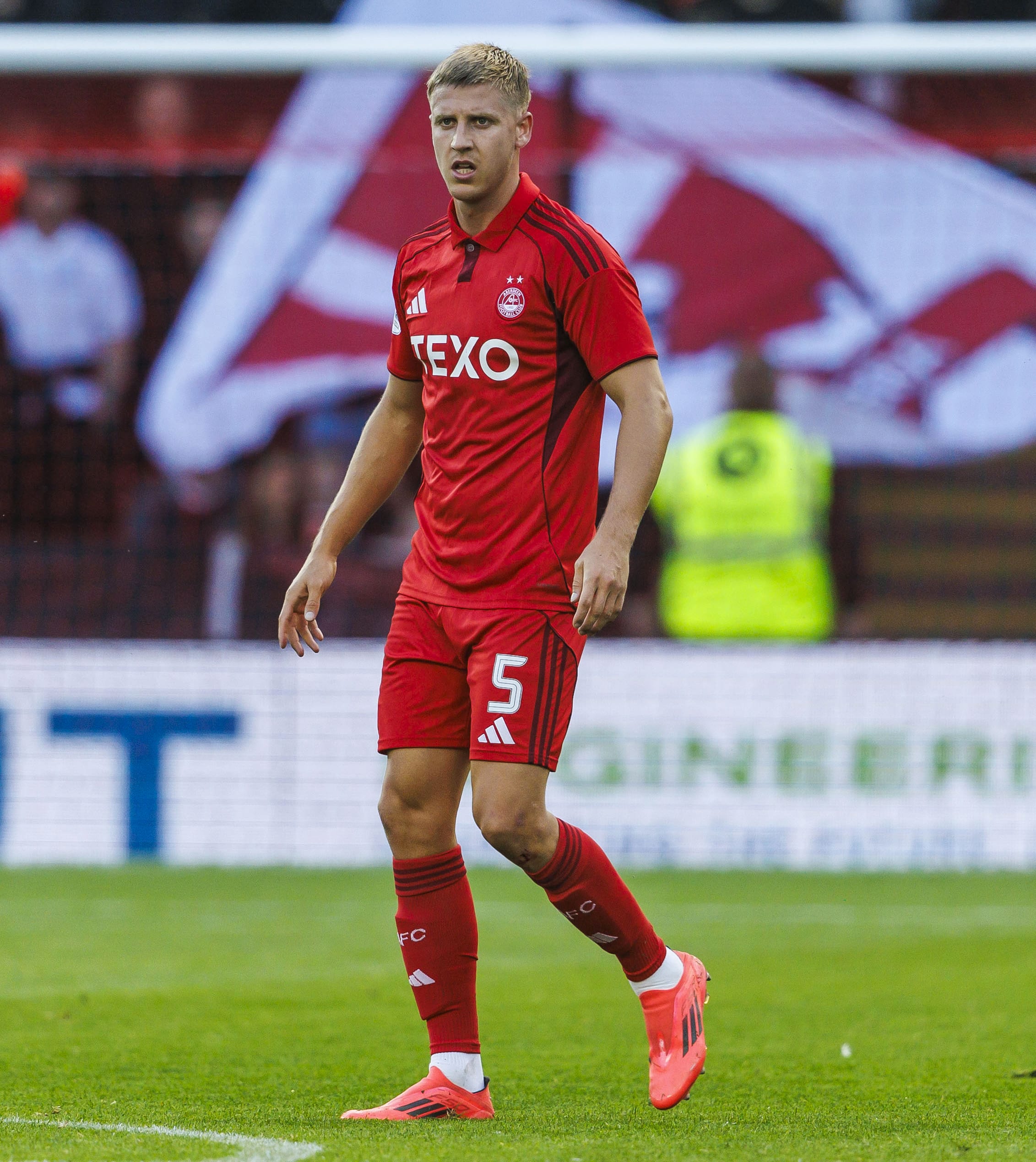 aberdeen-fc-32.jpeg
