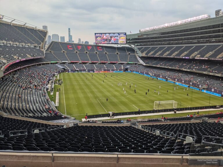 chicago-bears-stadium-325.jpeg