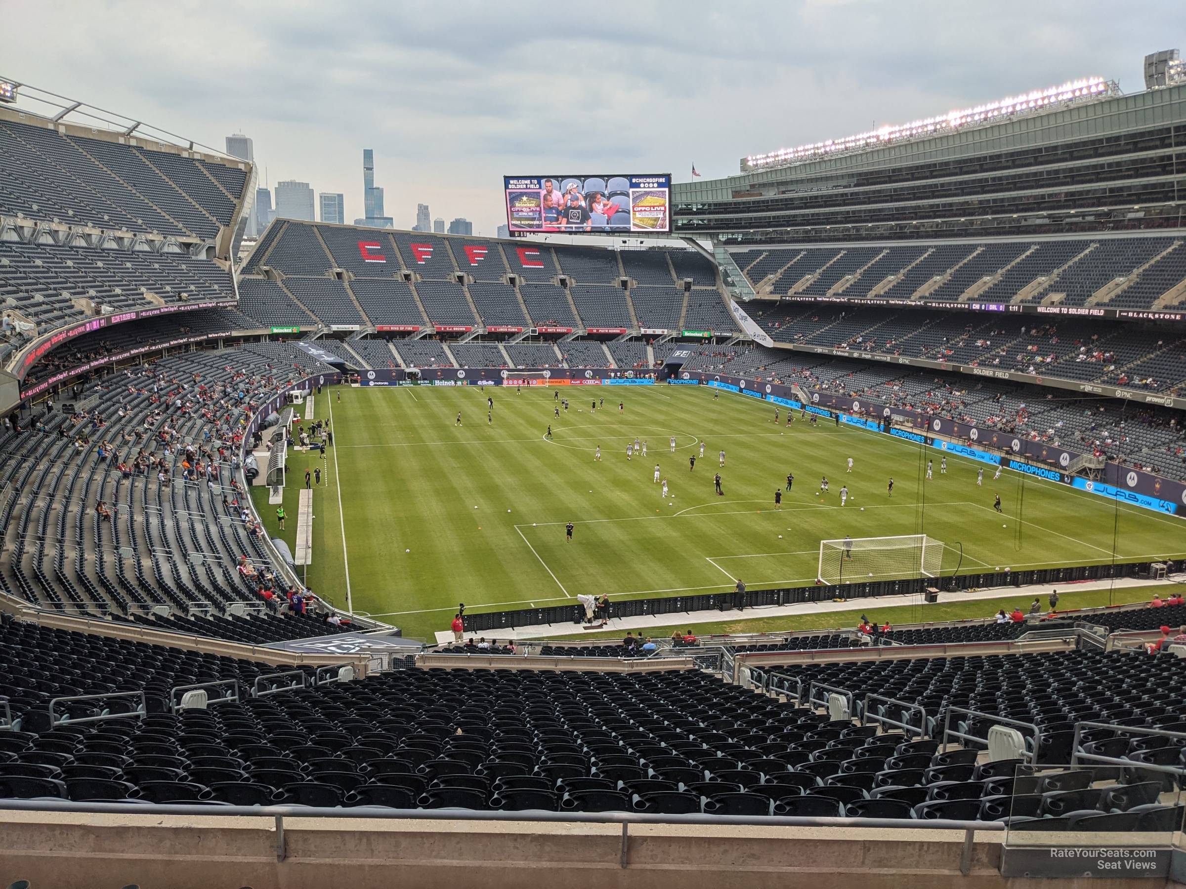 chicago-bears-stadium-325.jpeg