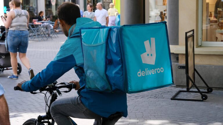 deliveroo-230.jpeg