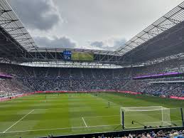 hill-dickinson-stadium-38.jpeg