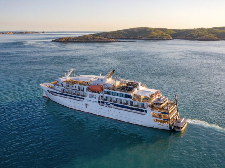 lizard-island-death-cruise-ship-227.jpeg