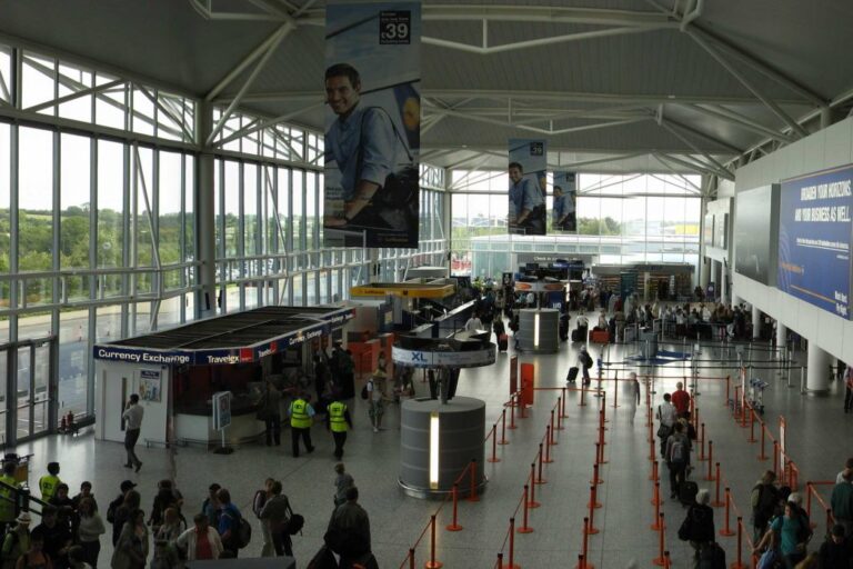 bristol-airport-234.jpeg