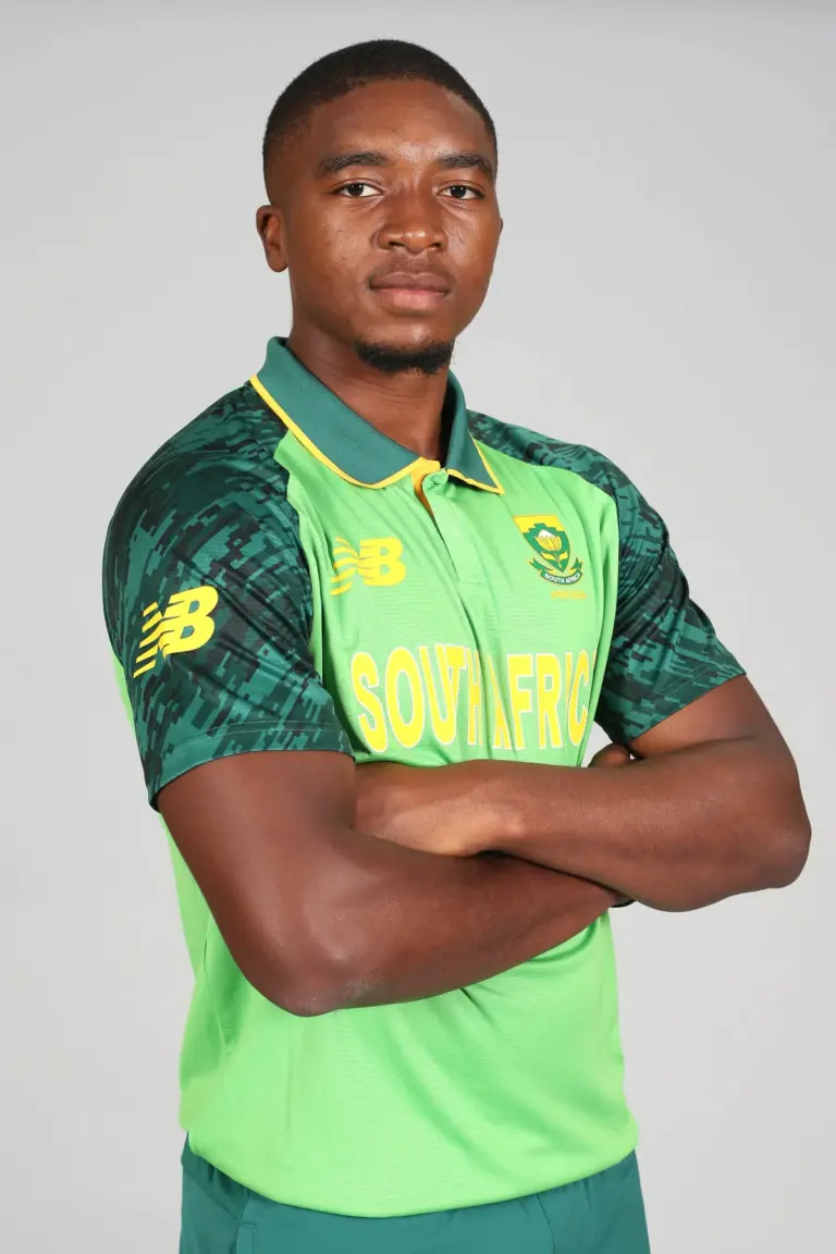 lutho-sipamla-158.webp